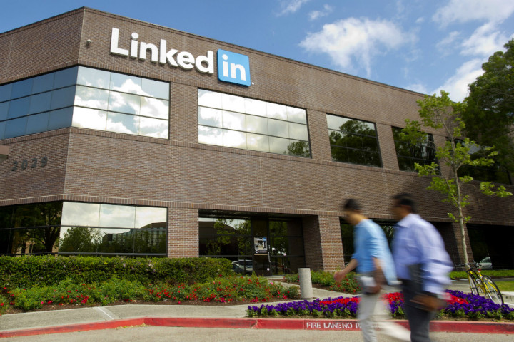 LinkedIn Dibobol, Hacker Jual 117 Juta Akun