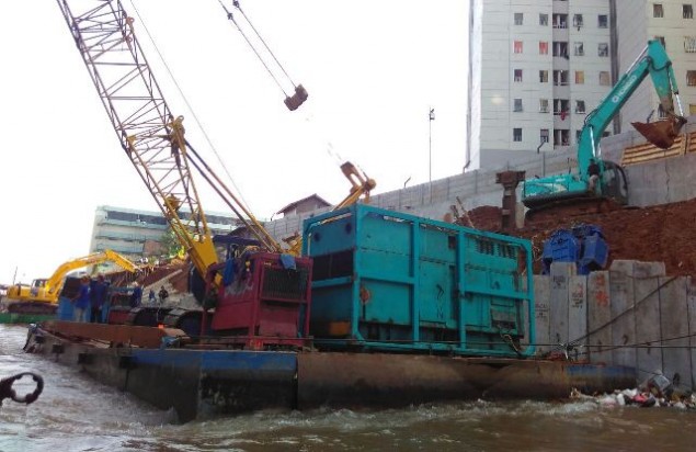 Kementerian LHK Petakan Titik-titik Sampah di Sungai Jakarta