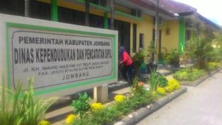 Bikin Kartu Keluarga di Jombang Butuh Waktu 2 Bulan