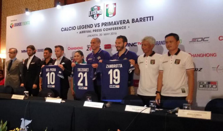 Del Piero dan Danurwindo Saling Tebar <i>Psywar</i>