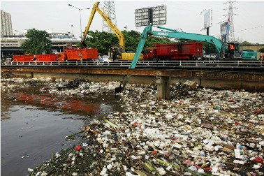 80 Persen Sungai di Jakarta Dicemari Limbah Rumah Tangga