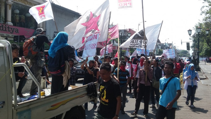 Militer Berangus Buku, Aktivis: Reformasi Gagal