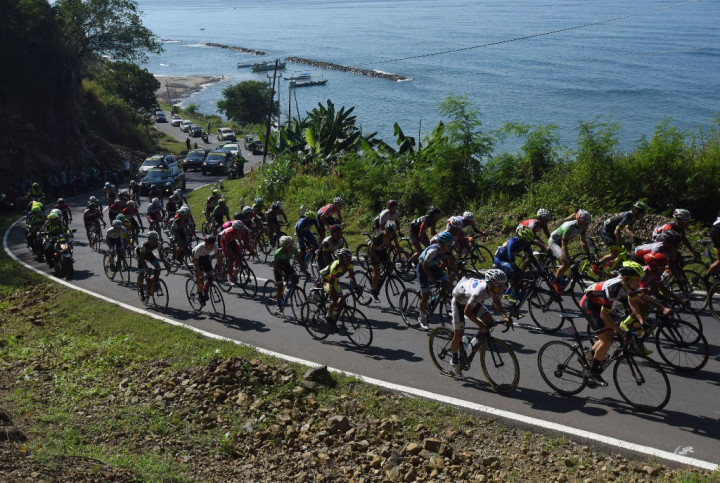 Liu Jianpeng Juara Etape Empat Tour de Flores 2016