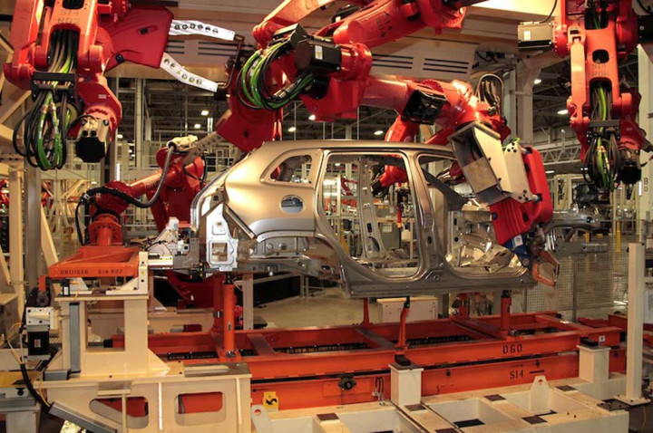 Pasokan Komponen Kurang, Jeep Liburkan Produksi Cherokee