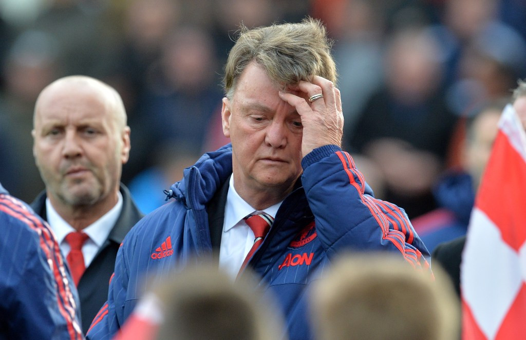 Louis van Gaal mempersembahkan satu trofi untuk MU pada musim ini (AFP)