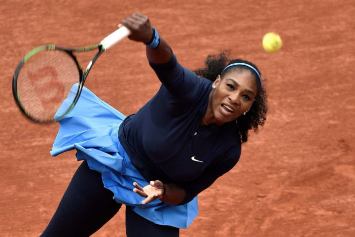 Serena Williams Melangkah ke Putaran Kedua Prancis Terbuka
