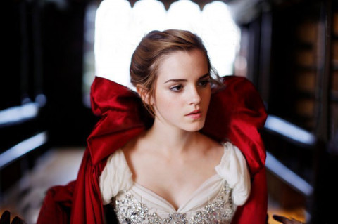 Aksi Emma Watson di Teaser Film Beauty and The Beast