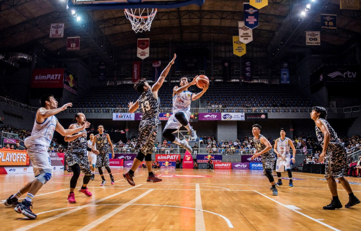 Pelita Jaya Energi & CLS Surabaya Bersiap Jadi Juara Baru IBL