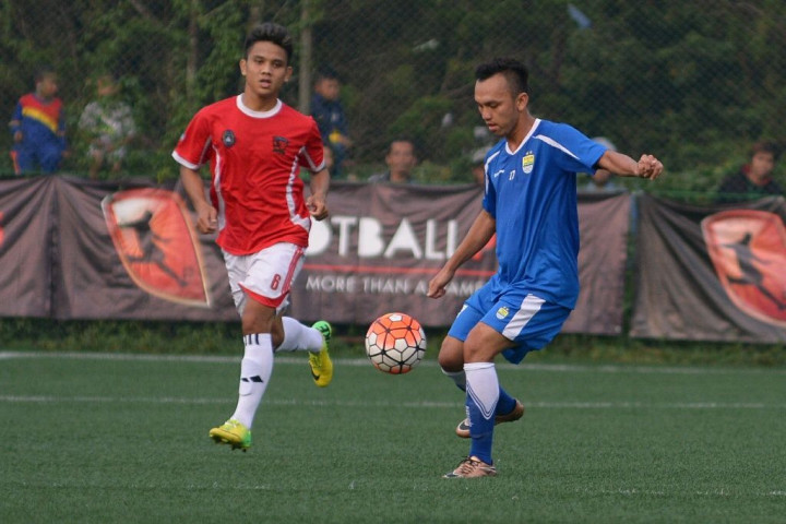 Pelatih Persib Masih Ragu Mainkan Zulham dan Rachmad