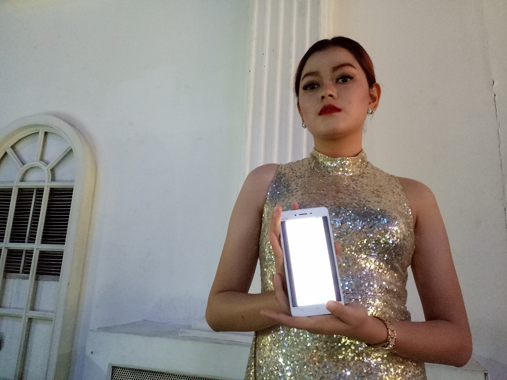 Vivo V3 dan V3 Max merupakan smartphone 4G.