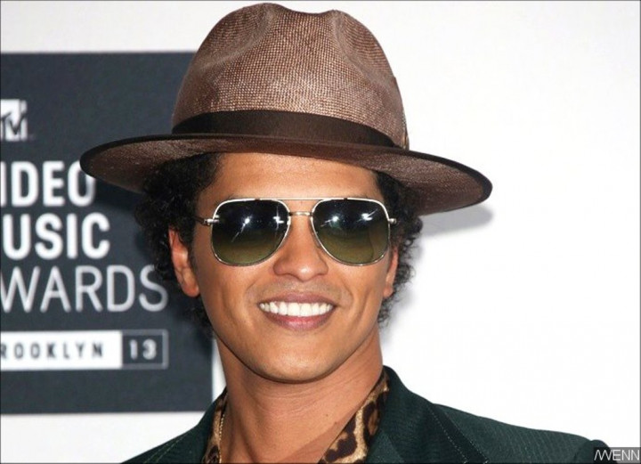November, Bruno Mars Rilis Album Baru?
