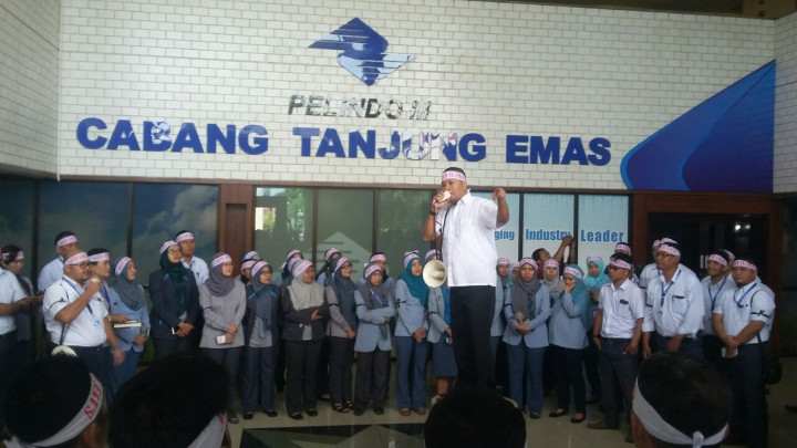 GM jadi Tersangka, Karyawan Pelindo III Demo