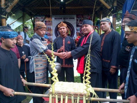 Sumedang People Hold Gembrong Liwet Ahead of Ramadhan