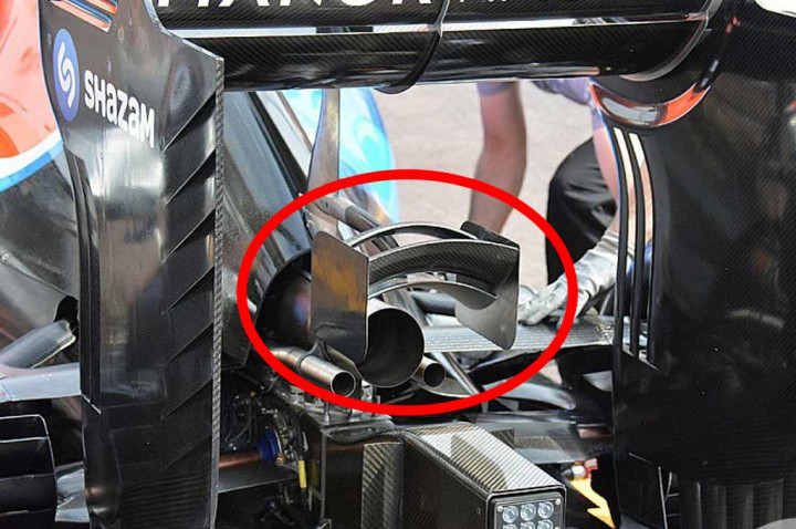 Ada <i>Monkey Seat</i> di Mobil Balap Rio