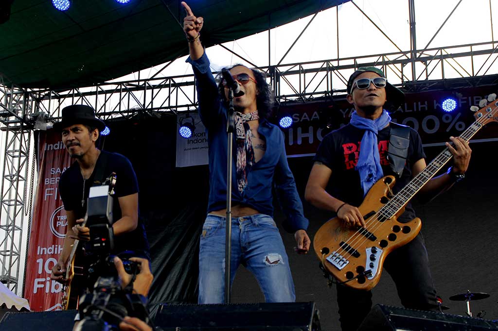 Slank Ajak Warga Perbatasan Jauhi Narkoba
