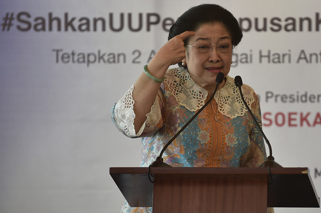 Megawati Soekarnoputri menyampaikan pidato budaya saat Deklarasi Indonesia Melawan Kejahatan Seksual di Jakarta, Kamis 12 Mei 2016. Antara Foto/Puspa Perwitasari