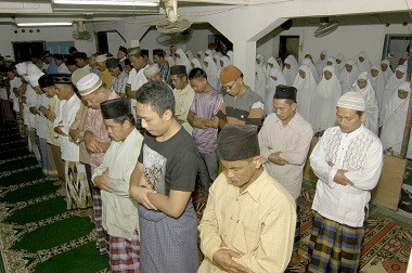 Naqsabandiyah di Padang Mulai Puasa pada 4 Juni 2016