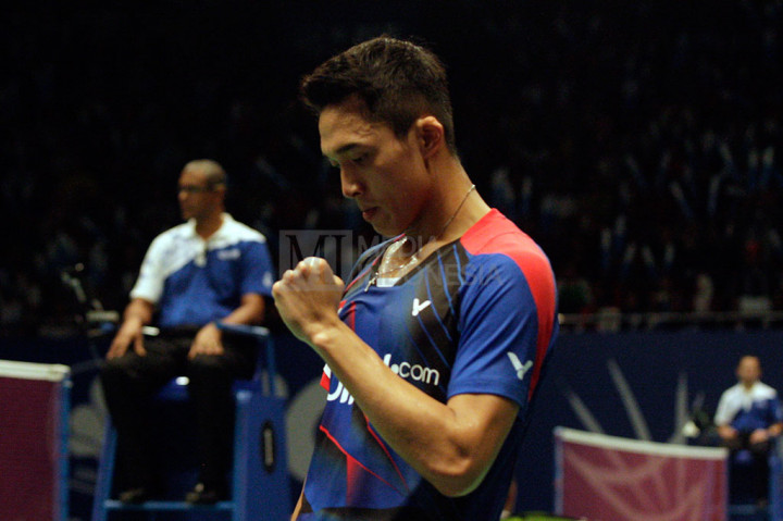 Jonatan Tundukkan Lin Dan