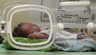 DKI Integrasikan Akte Kelahiran di RSUD