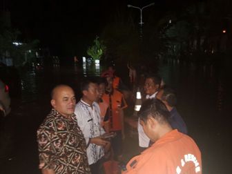 Tanggul Pantai Mutiara yang Jebol Mencapai 50 Meter