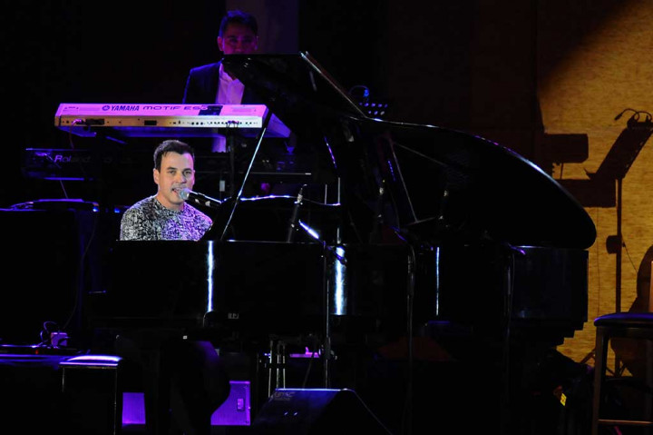 Tommy Page Gelar Konser di Sukoharjo