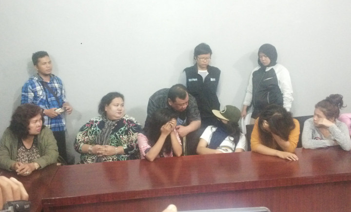 Puluhan Pasangan Mesum Diciduk, 2 Waria