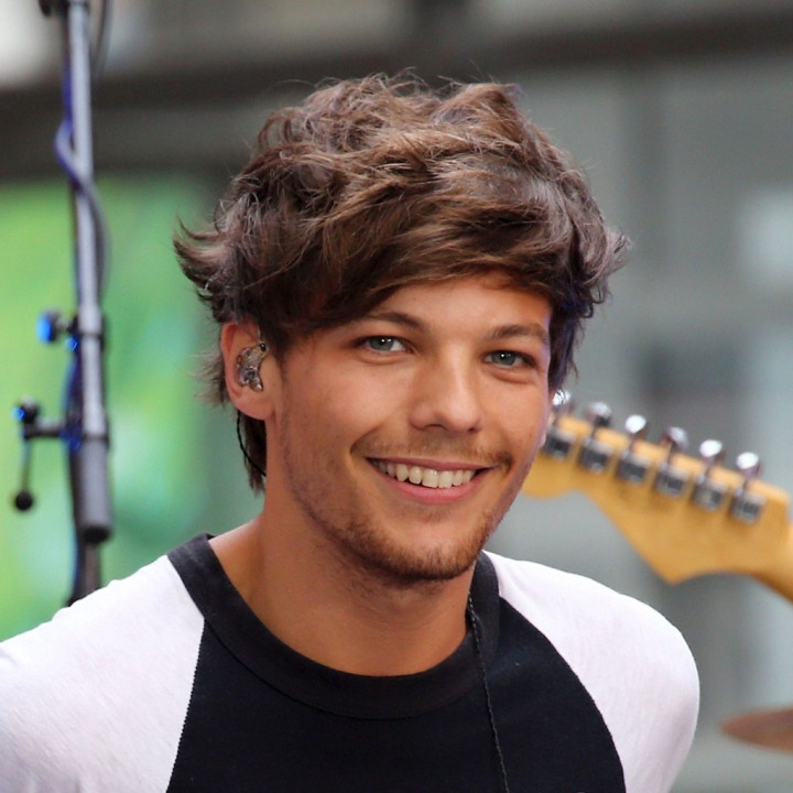 Louis Tomlinson Berharap Anaknya Jadi Pemain Bola