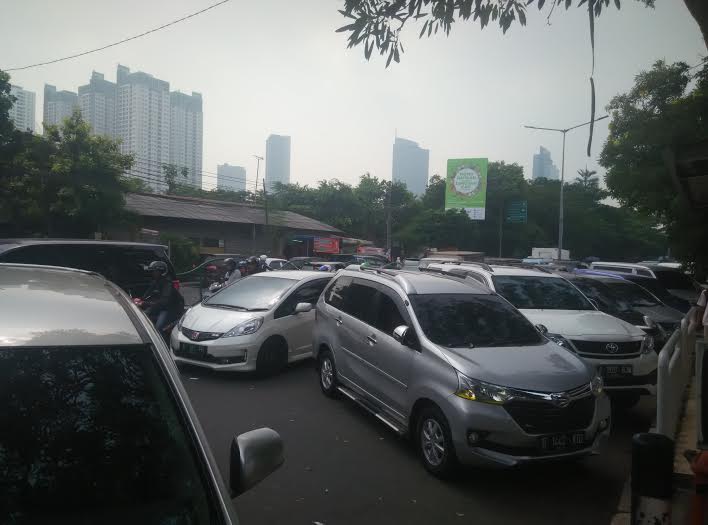 Ziarah Jelang Ramadan, Lalin Sekitar TPU Karet Bivak Padat