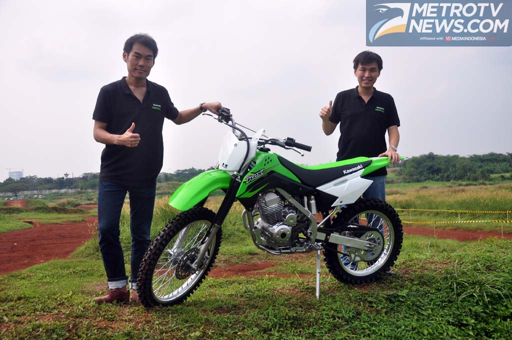Kawasaki The New KLX lengkapi keluarga KLX Series. MTVN/ A. Harry Budiawan