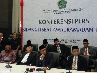NU dan Muhammadiyah Serentak Awali Puasa Besok