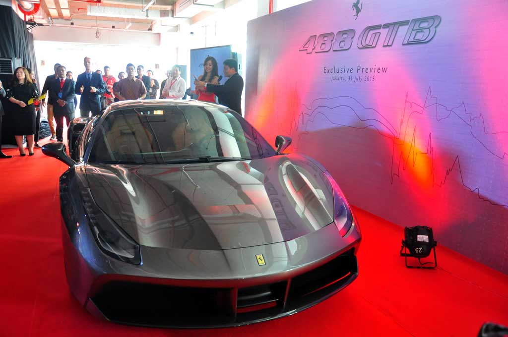 Mesin V8 Ferrari dianugerahi sebagai mesin terbaik versi the International Engine of the Year Award. MTVN/Ekawan Raharja