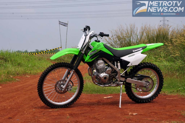 Kawasaki Yakin The New KLX Tak 'Makan' Pasar KLX 150