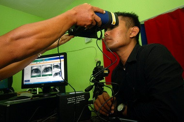 Risma Akui Pencetakan E-KTP Bermasalah