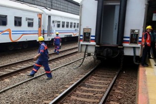 PT KAI Daop 3 Cirebon Berbenah Sambut Pemudik