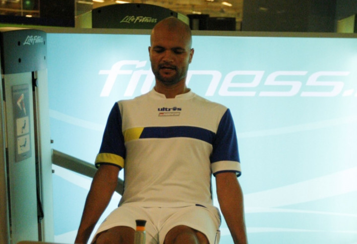 Cedera Lutut, Sergio Van Dijk Urung Tampil Bela Persib vs Surabaya United