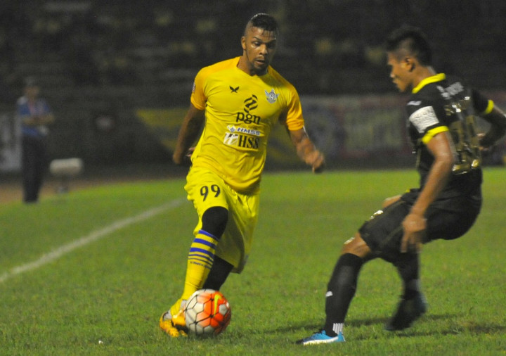 Sepasang Gol Da Silva Buyarkan Kemenangan Sriwijaya FC