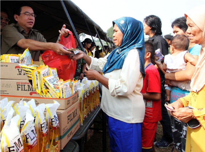 Bulog Sulteng Gelar Operasi Pasar Minyak Goreng