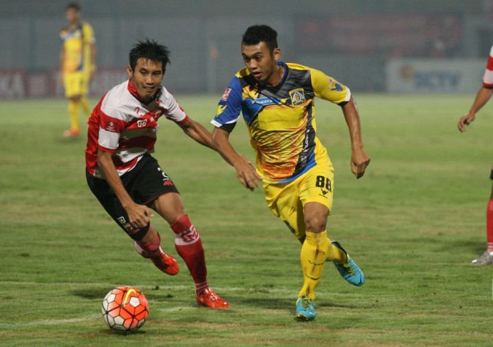 Gol <i>Hattrick</i> dan Wasit Sesak Napas Warnai Kemenangan Madura United