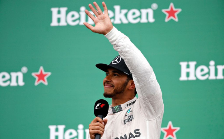 Hamilton Merasa Insiden dengan Rosberg Tak Perlu Dihebohkan