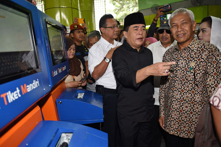 Ketua DPR Tinjau Persiapan Mudik dengan Kereta