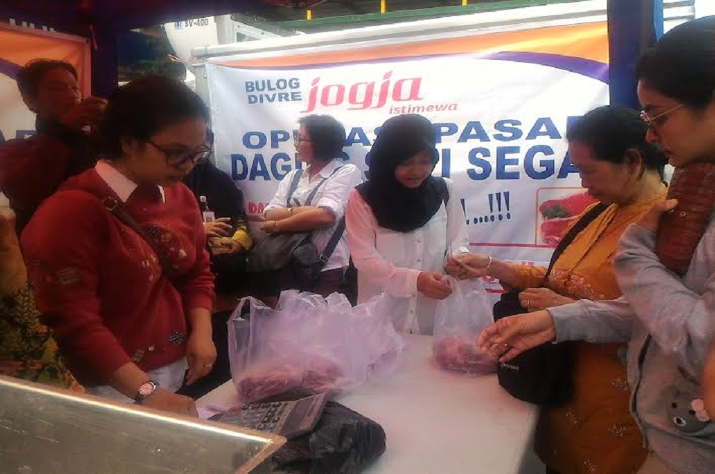 Operasi pasar daging di Yogyakarta, MTVN - Vicka