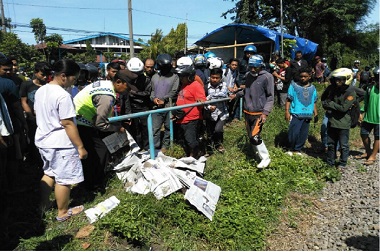 Ibu Dua Anak Tewas Disambar Kereta setelah Beli Buah
