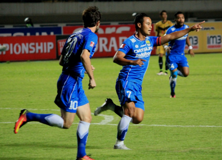 Persib Menang Tipis atas Mitra Kukar