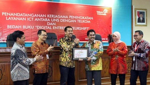 Telkom Dukung Pengembangan ICT Universitas Sebelas Maret