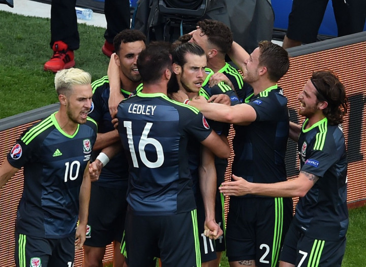 5 Hal Menarik Terkait dengan Rusia - Wales