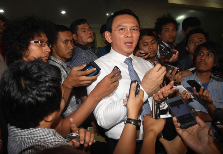 Ahok Lengkapi Data Kasus UPS di Bareskrim