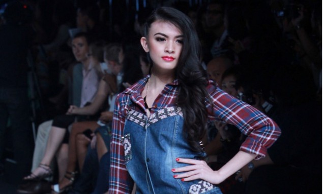 Donita Ajari Anak Belajar dengan Buku Cerita Bergambar