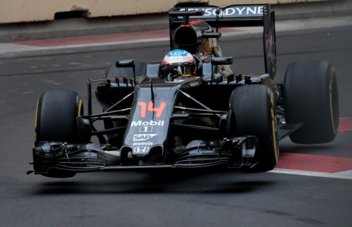 Alonso Beberkan Alasan Gagal Finis di Baku