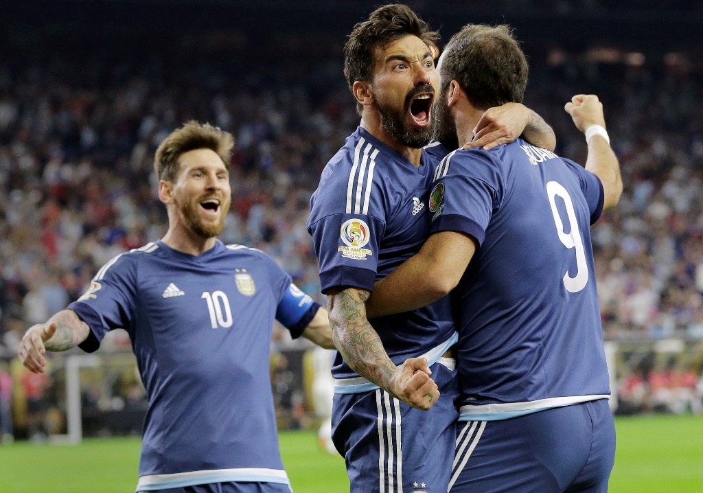 Selebrasi para pemain Argentina (AP Photo/Eric Gay)