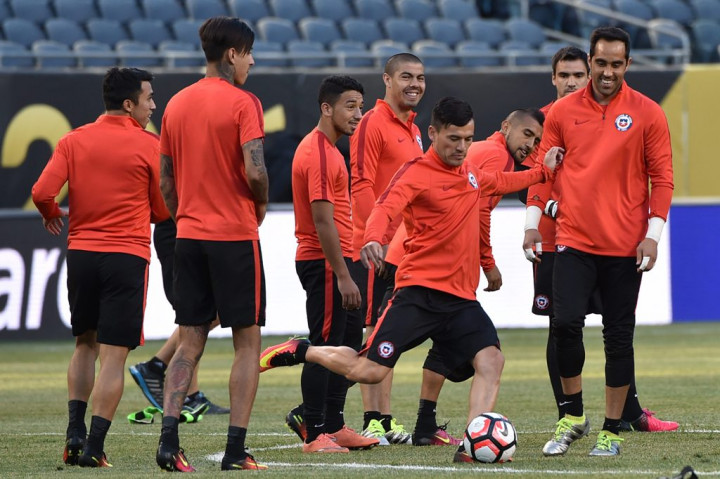 Susunan Pemain Kolombia vs Cile